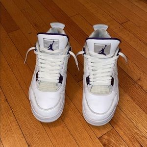 Jordan 4 Metallic Purple